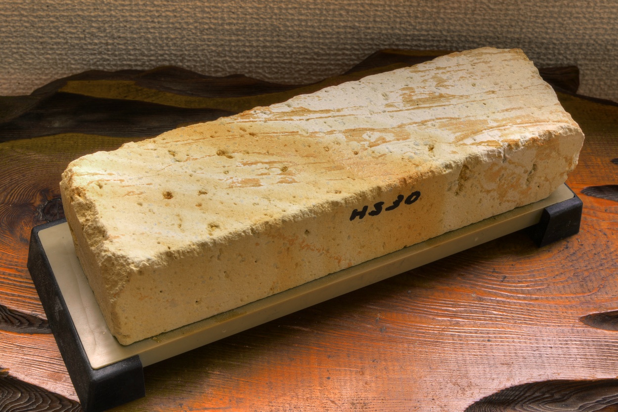 Japanese Natural Whetstone Shiro Amakusa 1765g - Grit 3000 *Johaku* Ku...